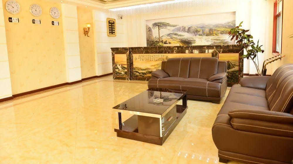 Warm Harbor Hotel Livingstone Esterno foto